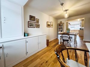 Dining- click for photo gallery